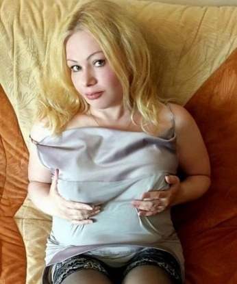 Погрузись со мной в мир наслаждения и страсти. 💋
Я знаю, что тебе нужно - я решу все твои желания. Откровенная эротика, массаж, игрушки - выбирай по своему вкусу. 💦
У меня невероятное тело и опыт, который сведет тебя с ума. Раскрою весь твой потенциал и приведу к экстазу. 🔥
Окунись в океан наслаждения в Москве и оставайся доволен и расслабленным. 🌃
Проведи незабываемое время с женщиной, которая знает, как доставить настоящее удовольствие. 🌹
Встречи в Москве только на высоком уровне, с конфиденциальностью и безопасностью. 🌟
Мои фото подтверждают мою красоту и страсть. Доверься мне и позволь себе ощутить настоящую наслаждение. 💫 Елизавета
